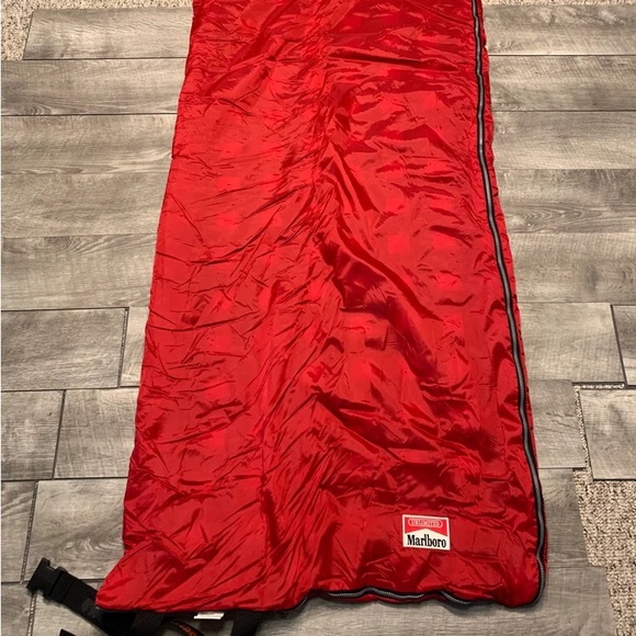 Marlboro Vintage Fleece UNISEX Sleeping Bag - Picture 8 of 12